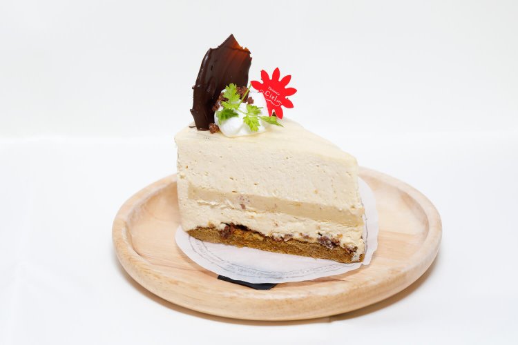 ミルクティーケーキ460円。