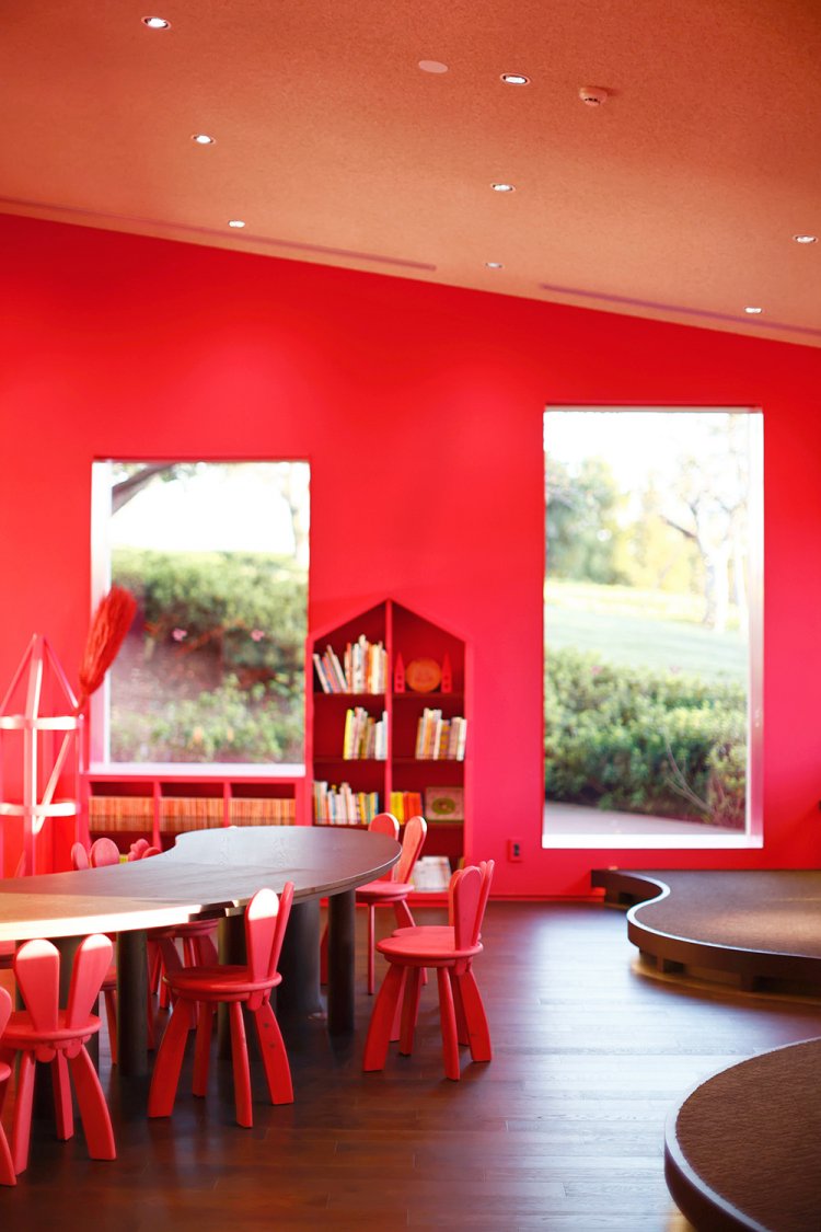 2階のライブラリー。