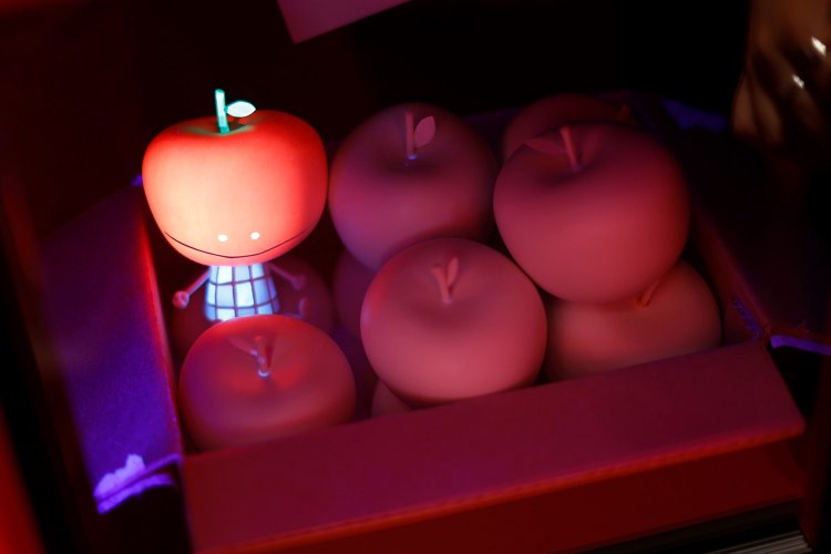 「あちこちに愉快な仕掛けがあるよ。探してね」。