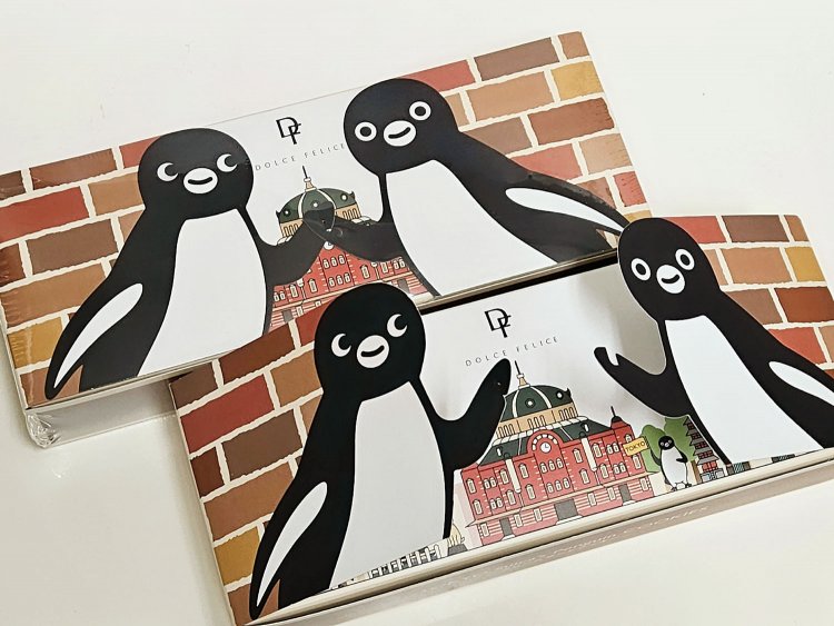 東京Suicaのペンギンクリームサンドクッキー 10枚入‪972円。‬‬