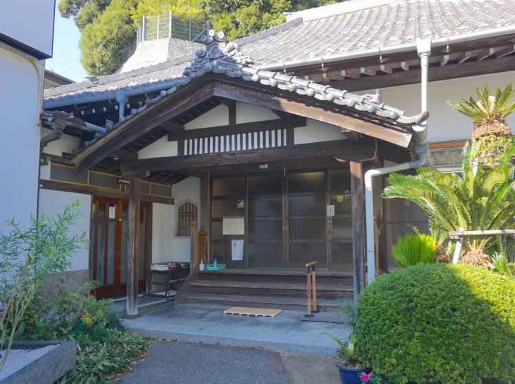 深浦山 独園寺（しんぽさん どくおんじ）