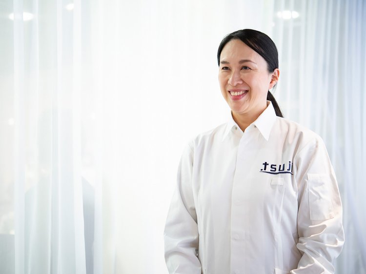 若林さん自身は20年ほど前から茶道や日本茶を学び始めたそう。「当時、料理の世界は男社会。“自分の武器になるものを”と考え、お茶に興味を持ちました」