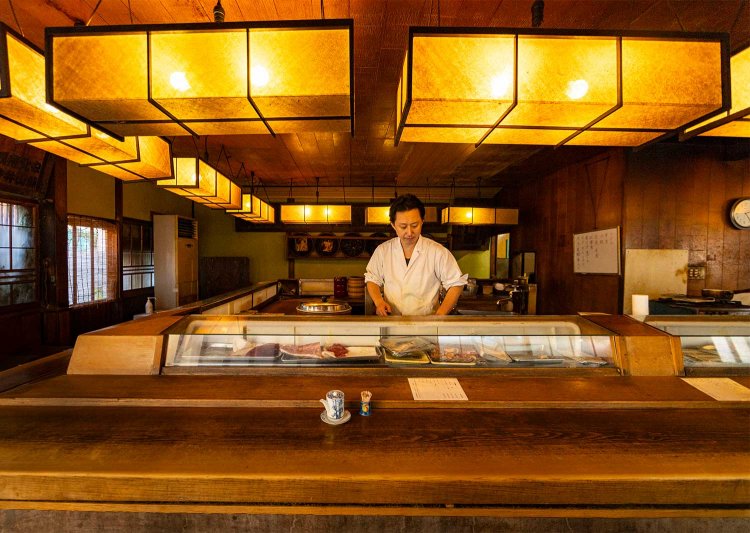 【散歩の達人】沿線を歩く 浅草～神田編