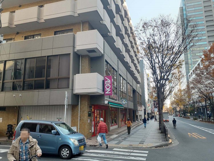 《東京近郊リリーさんぽ その2》 第11作で寅さんが訪ねたリリーのアパートは錦糸町駅北口に程近い場所にあった。こちらも映像じゃ場末感プンプンだが、今では高層マンションに。