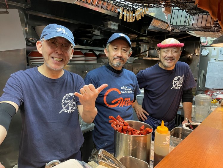 3人しかいないスープ職人は各店舗で腕を振るう店主方。