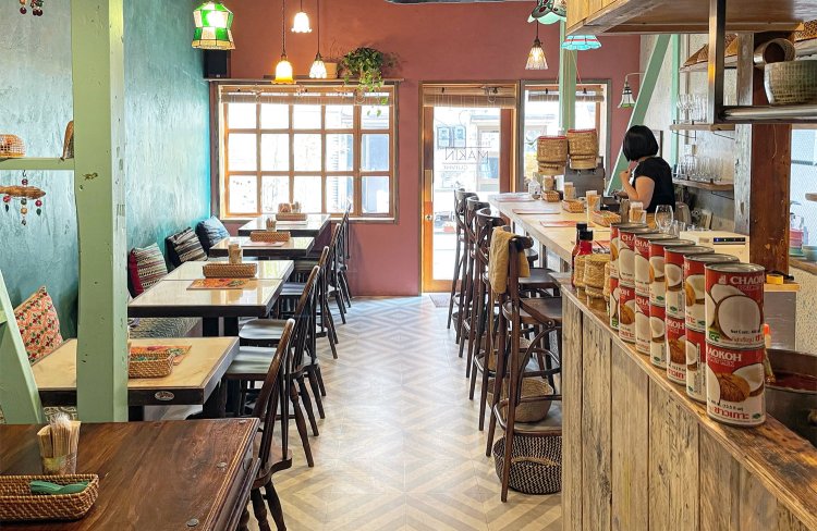 採光もよく明るい店内。