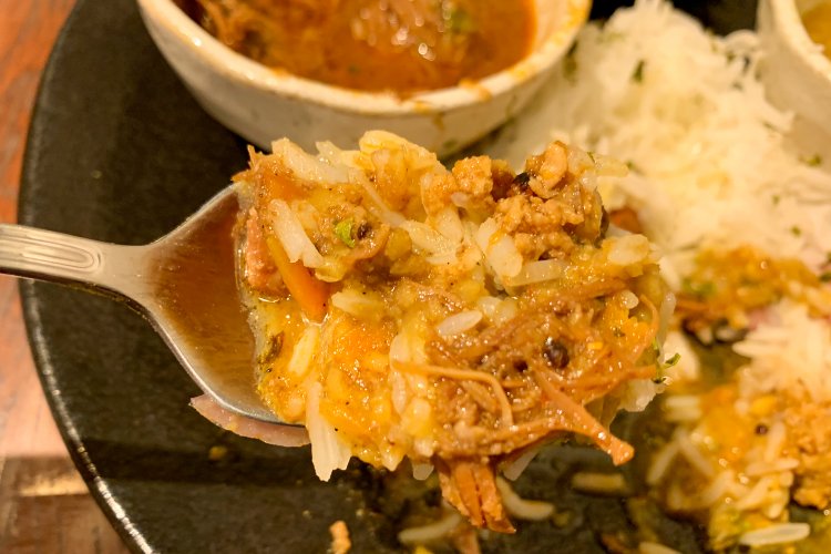 全部混ぜるとさらにおいしく感じるのはなぜなのか。