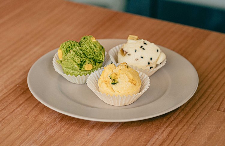 子どもに大人気の蒸しパン。アレルギー対応、たまご、はちみつ不使用で小さなお子さんにも安心。