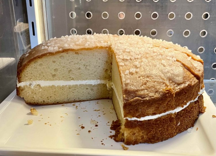 ホール型・ローフ型などさまざま。