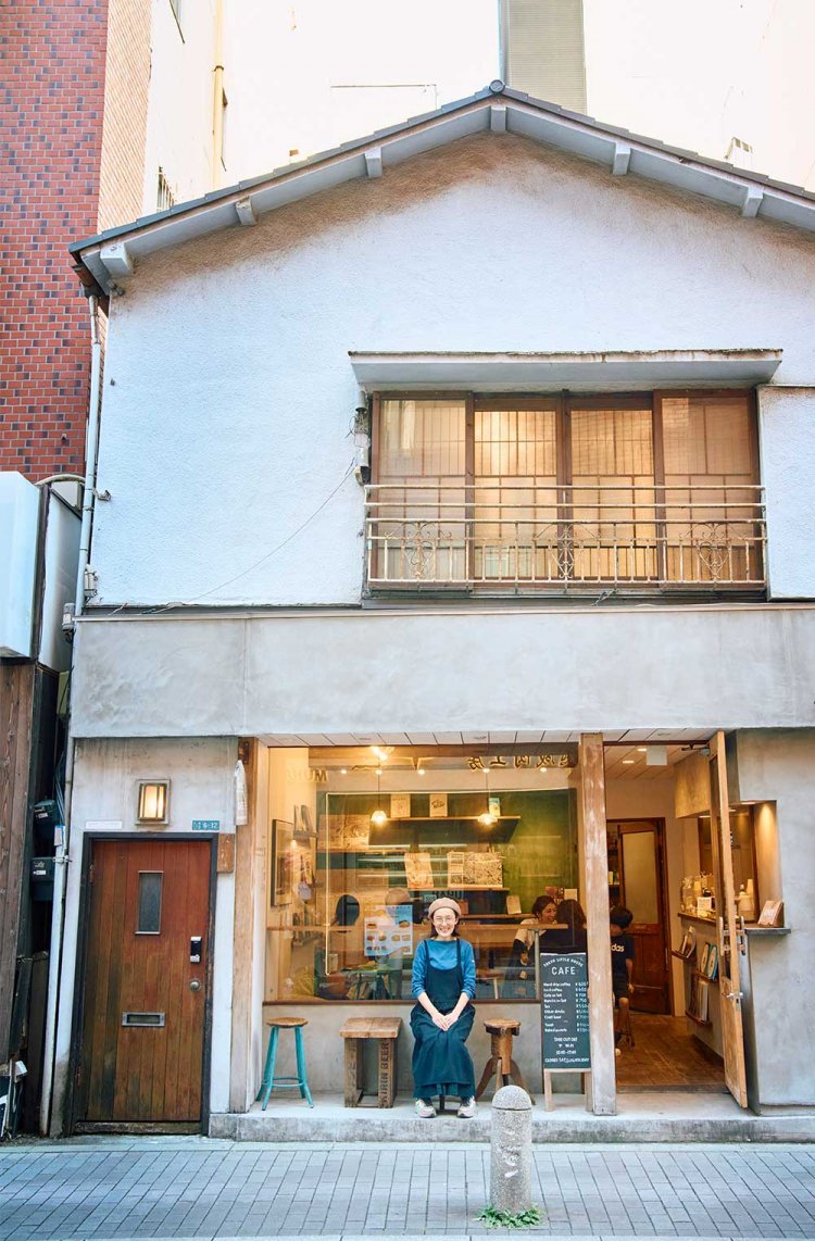 店長の深澤さん。