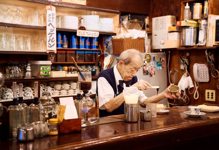 【銀座線沿線を歩く・新橋～赤坂見附編】カフェ、パン屋、サウナ……昭和風情から新顔まで