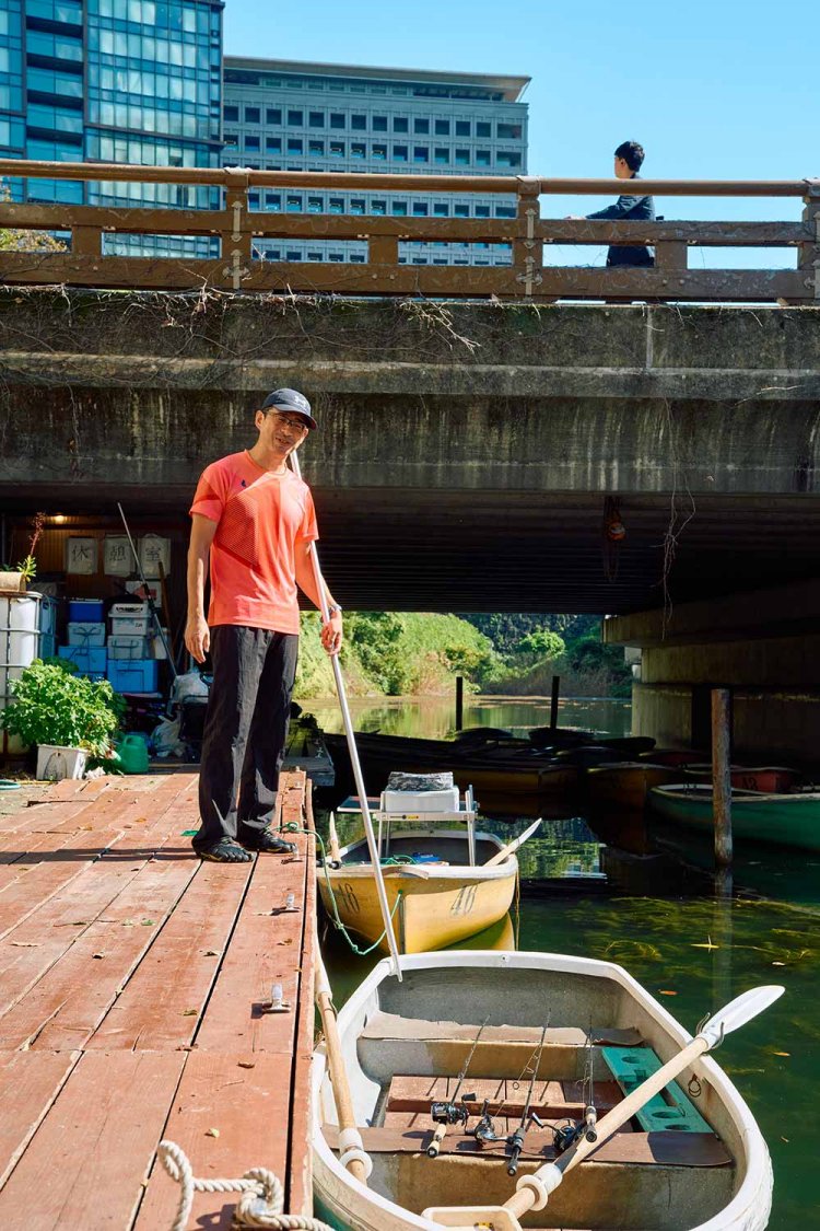 「ブラックバスやコイ、フナなどが釣れます。貸し竿もありますよ」と近野さん。
