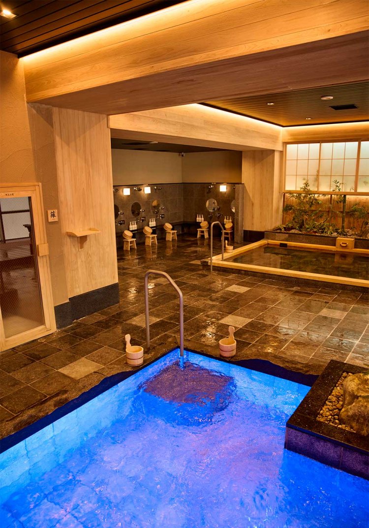 バイブラを備えた水風呂。