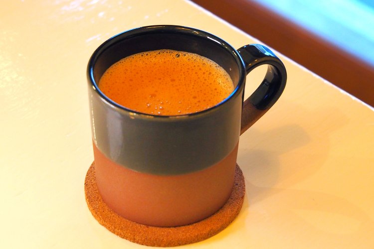 シナモンラム（ホット）650円。