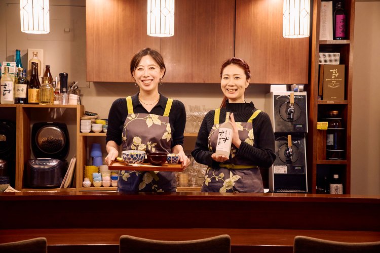 「働く方々のひと息つける場所になれたら」と松下さん（右）。