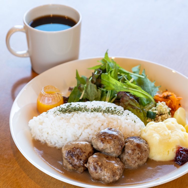 ソースとの相性が絶妙な北欧ミートボール。