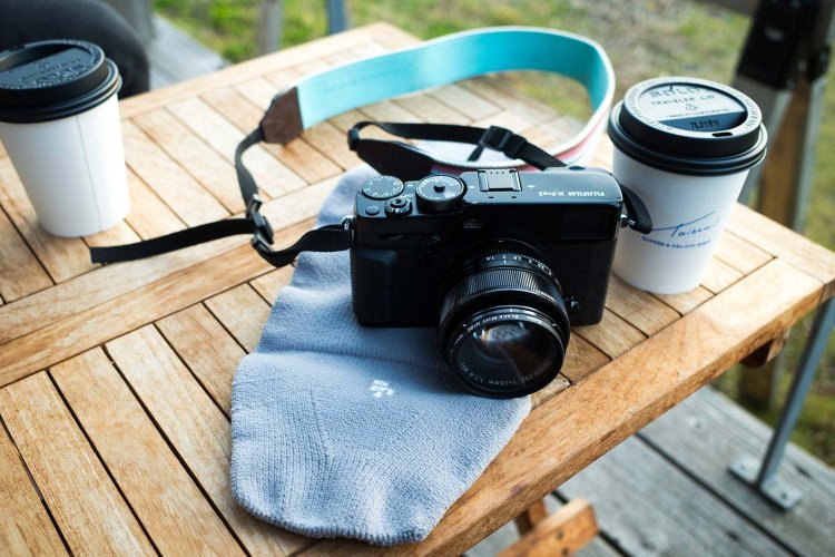 【camell】新潟ニットのカメラカバー