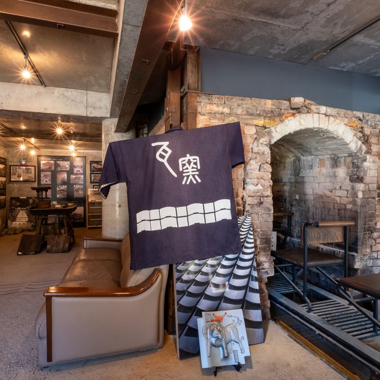 手描きの解説パネルや年季の入った道具類も必見。