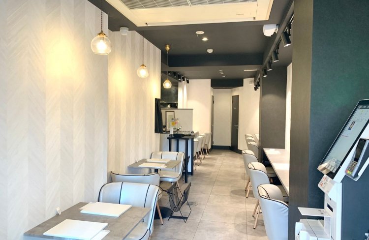 『and parfait』パフェを楽しむために考えられたインテリア。