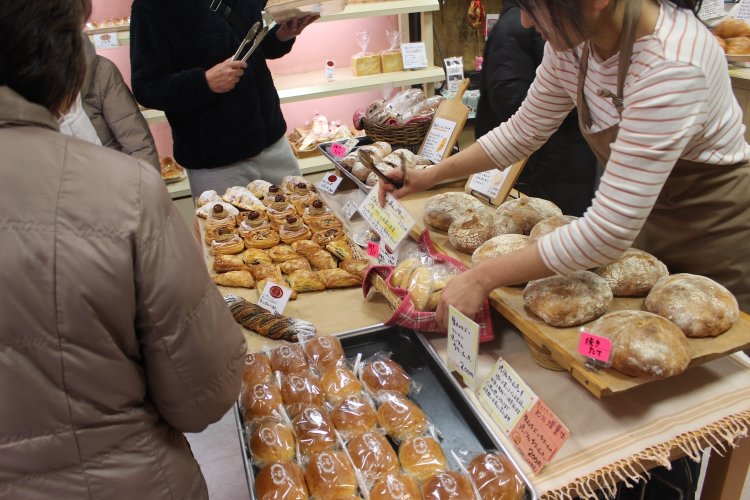 皆さんお待ちかねの焼き立て！