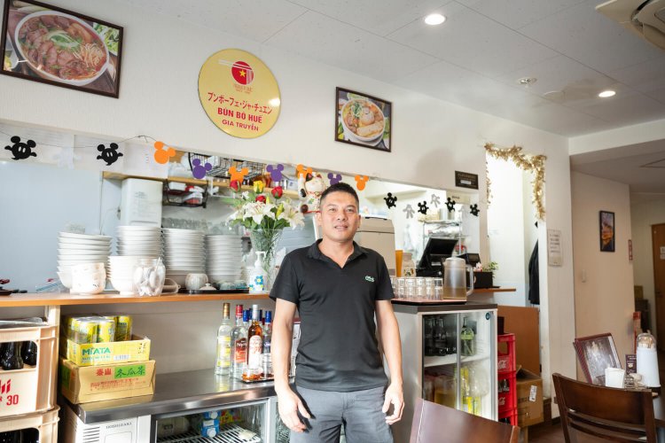 ベトナム人スタッフが優しく迎えてくれる。