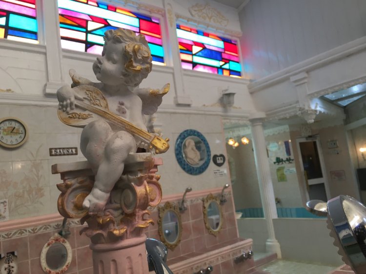 浴室内も一貫した雰囲気づくり。