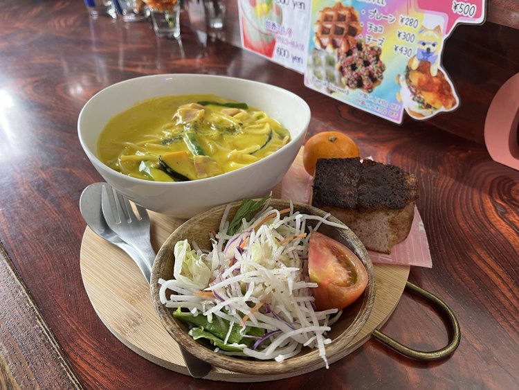 「もう一度食べたい！」との声で復活した日替わりランチ1050円。