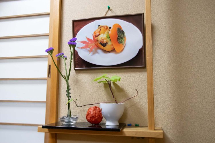 知り合いのカメラマンに撮影してもらった柿のグラタン。