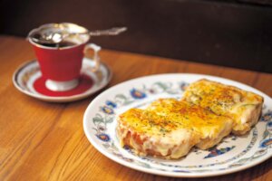 珈琲館 紅鹿舎1