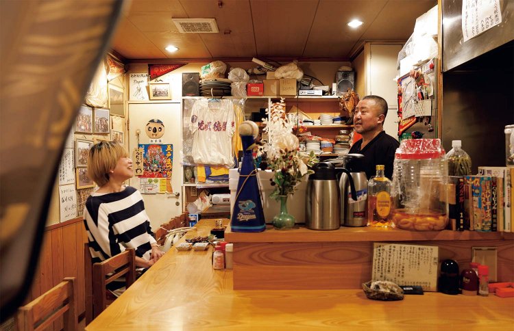 スーパーでも「青森県産」の食材を仕入れるという向山良一さん。