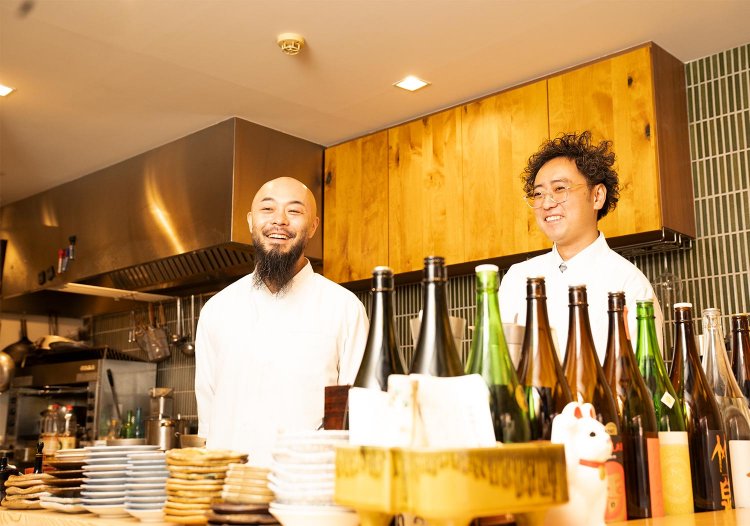 石本さん（右）と渡邉さん。