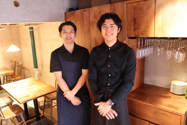 平原シェフ（左）と、正田オーナー（右）。