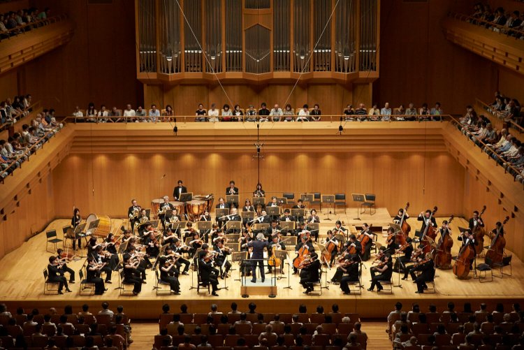 第1回「平日の午後のコンサート」は、「東京オペラシティコンサートホール」にて、ブラームスとドヴォルザークのプログラムで幕を開けた。　（C）上野隆文。