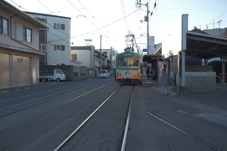ポイント部分は既に撤去済みで、もう二度と電車が分岐することはできない。
