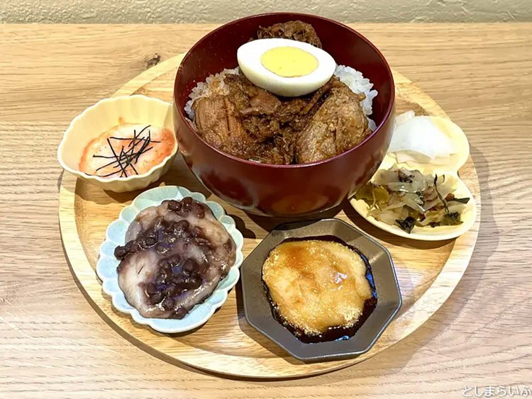 【としまらいふ】お餅とかき氷のある喫茶店「ヒャ/もちり。」