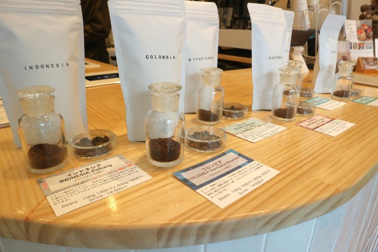 今日はどのコーヒーにしよう、と選ぶ時間も楽しい。