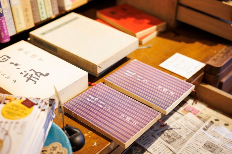 地元コーナーには幸田 文、藤沢周平、山本周五郎など。