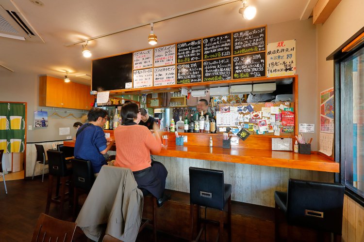 店内はいつも活気に満ちている。