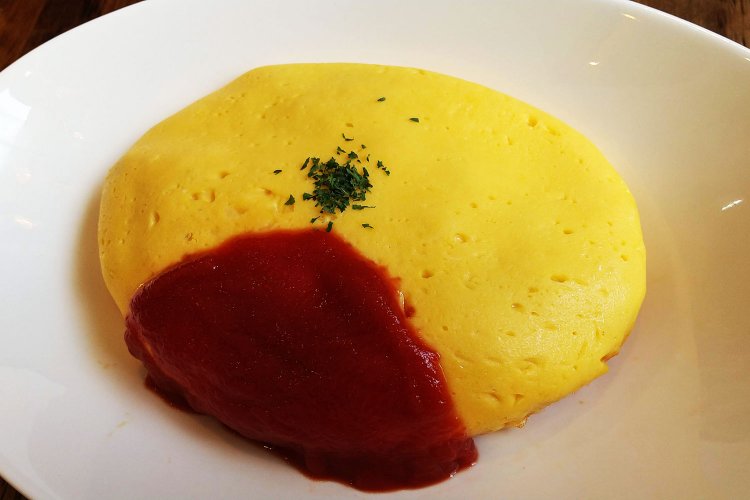 人気No.1のオムライスも「オムライスが食べたい」という声に応えて開発した自慢のメニュー。（写真＝店舗提供）