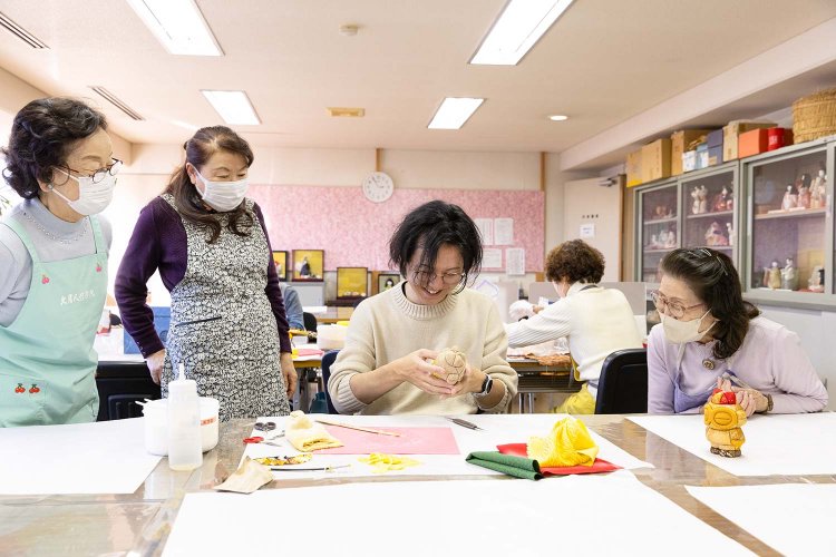 【散歩の達人】人形の久月