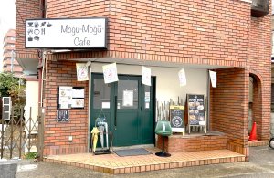 Mogu-Mogu Cafe