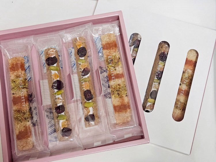 東京駅限定 RICE PALETTE（ライスパレット）4個入1080円。