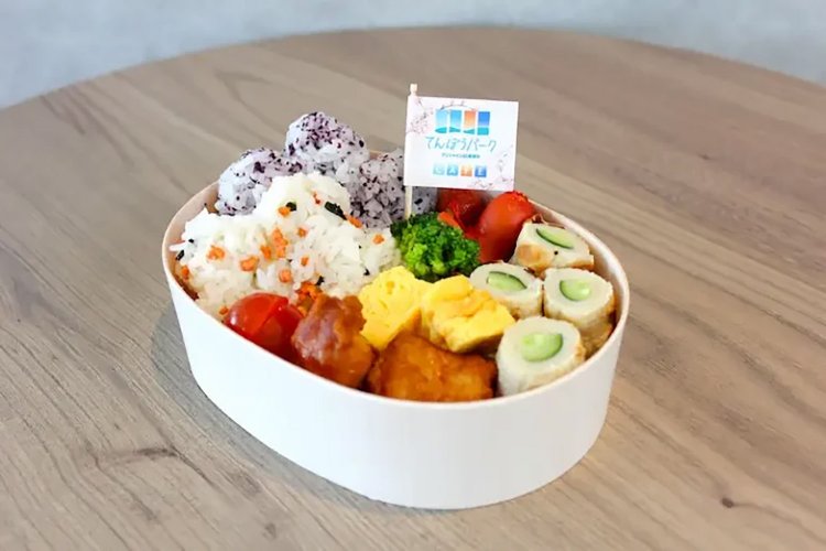 【としまらいふ】サンシャイン60展望台で天空のお花見