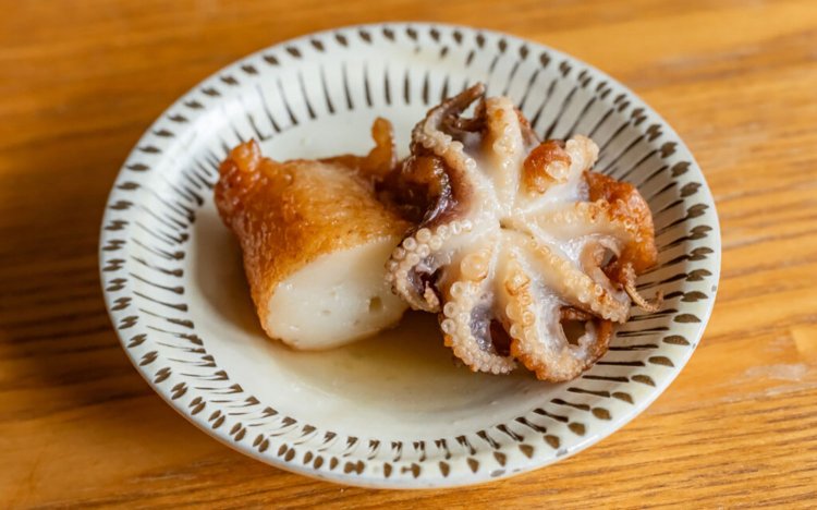 『はんぺい 三ツ星』（千葉県稲城）の蛸巻。