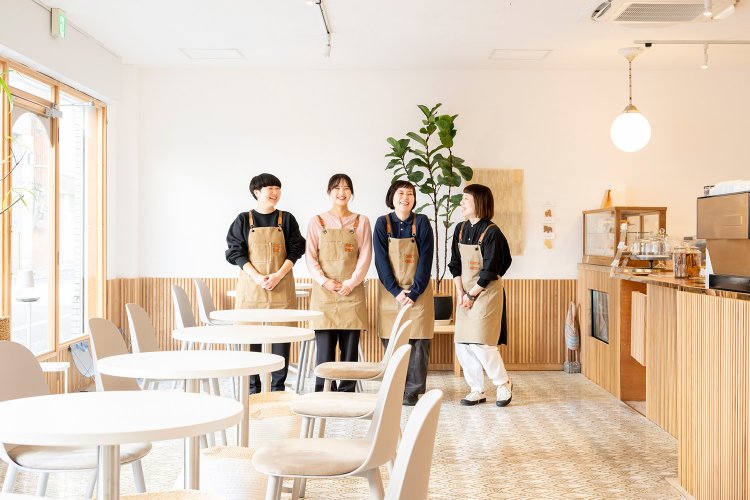 クリエイターの街、蔵前の個性的なカフェ14選。絶品トーストから平日限定モーニングまで、フードメニューも充実！