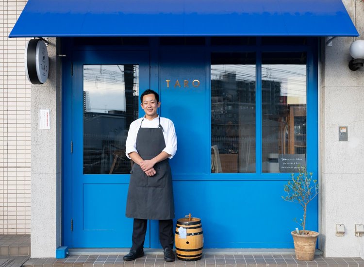 シンボルカラー、ブルーの外観が一際目を引く。