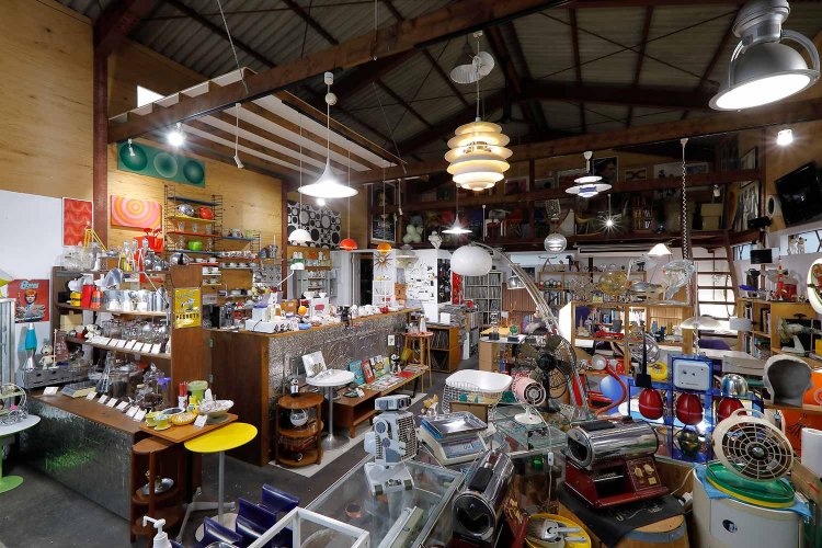 宝箱のよう。販売する焙煎豆はお値打ち。