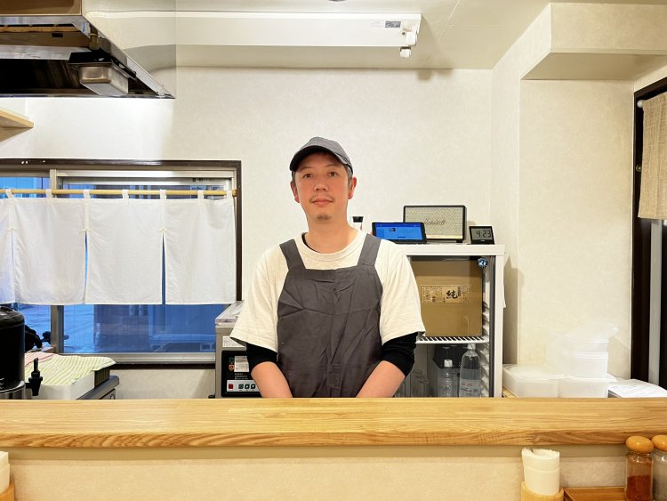取材にご協力いただいた、店主の下手さん。