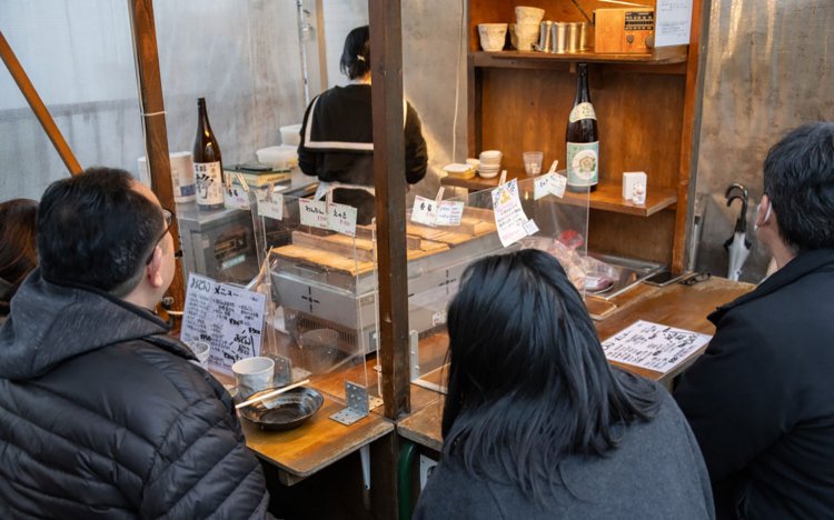 【東京おだんだね】八王子「おでん屋台 さんかく」