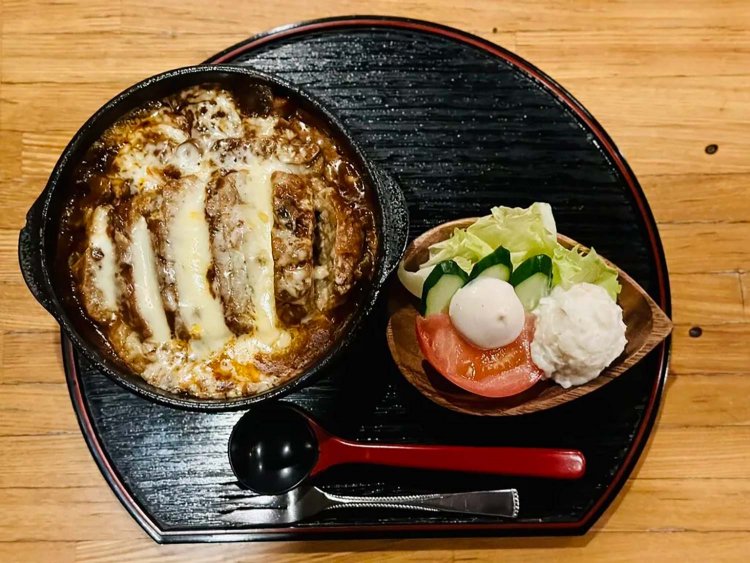 ハンバーグドリア。